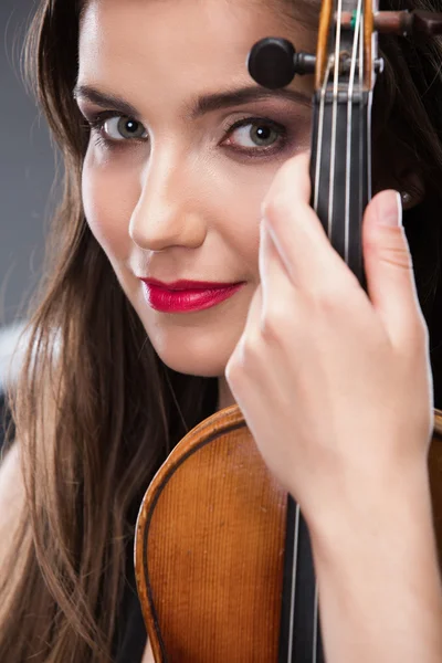 Frau mit Geige — Stockfoto