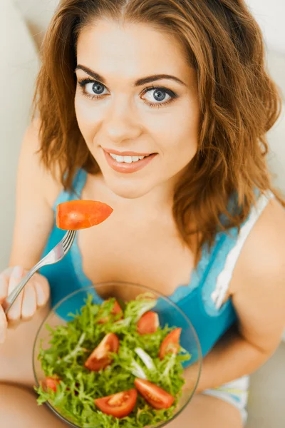 Young woman at home — Stock Photo, Image