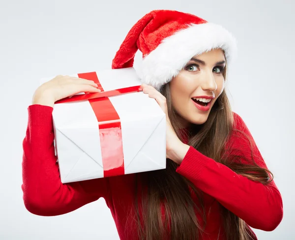 Mujer de Navidad celebrar regalo . —  Fotos de Stock