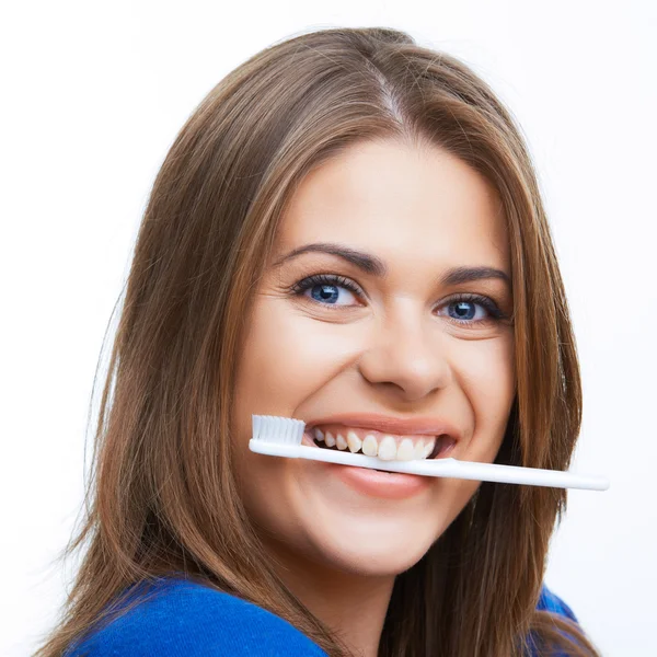 Mujer con cepillo de dientes —  Fotos de Stock