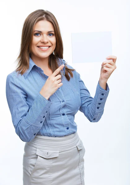 Sorrindo mulher de negócios mostrando placa em branco — Fotografia de Stock