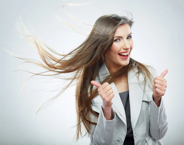 Geschäftsfrau zeigt Daumen hoch — Stockfoto