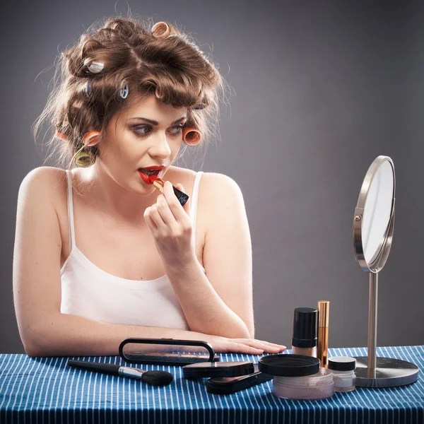 Woman with curler — Stock Photo, Image