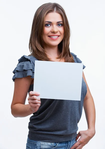 Mujer mantenga en blanco tarjeta — Foto de Stock