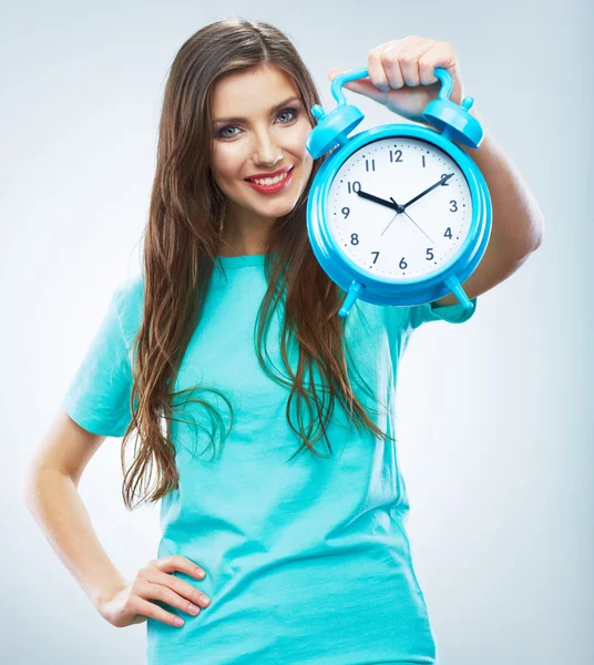 Vrouw houden horloge — Stockfoto