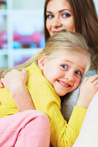 Moeder en dochter — Stockfoto