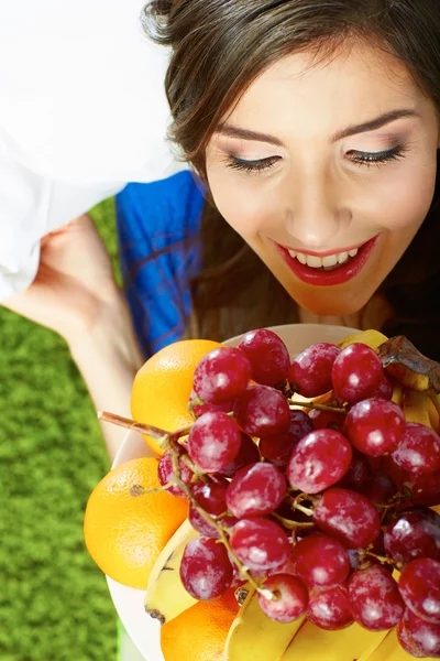 Woman hold healthy food. — Stock Photo, Image