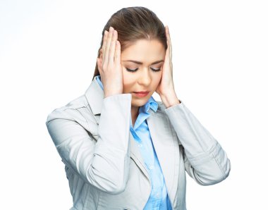 Başı ağrıyan kadın