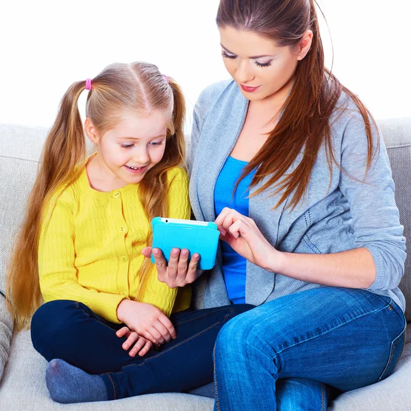 Daughter learning homework — Stock Photo, Image