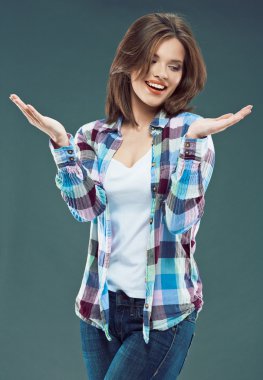 güzel bir kadın kılığında
