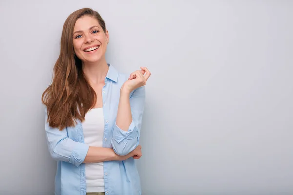 Lachende Jonge Vrouw Geïsoleerde Portret — Stockfoto