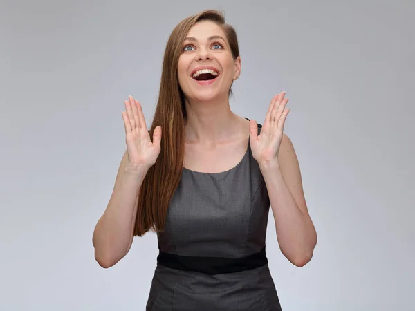 Mujer Feliz Vestido Gris Negocios Pie Con Las Manos Alto —  Fotos de Stock