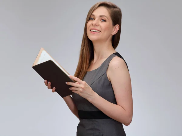 Professora Sorridente Estudante Mulher Vestido Negócios Cinza Lateralmente Com Livro — Fotografia de Stock