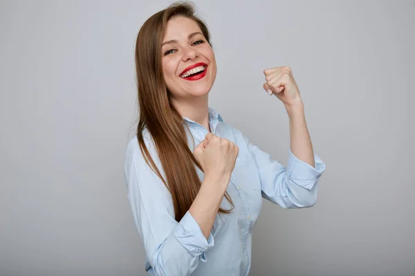 Frauenpower Konzept Mit Lächelnder Erwachsener Studentin Die Die Arme Beugt — Stockfoto