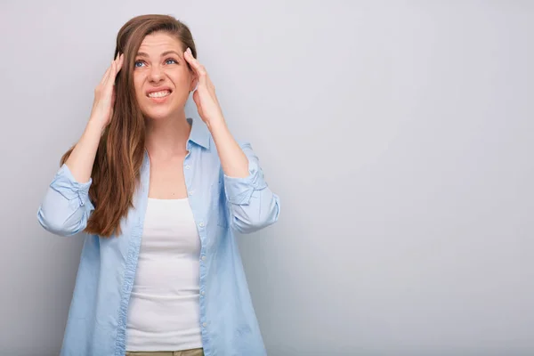 Dolor Cabeza Mujer Dolor Estrés Aislado Retrato Femenino Mirando Hacia — Foto de Stock