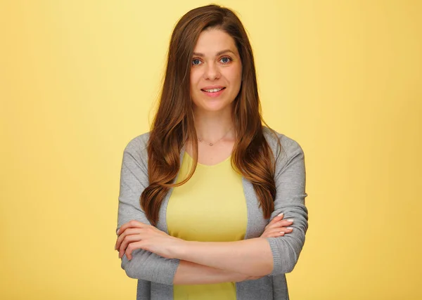 Smiling Woman Standing Crossed Arms Isolated Female Portrait Yellow Background — Stock Photo, Image