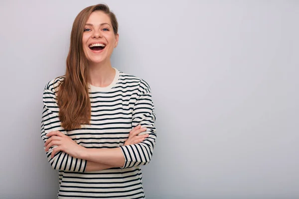 Mujer Joven Con Gran Sonrisa Dentada Camisa Rayas Con Brazos — Foto de Stock