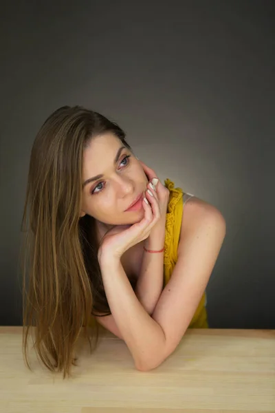 Young Woman Sitting Looking Side Leaning Hand Female Portrait — Stock Photo, Image