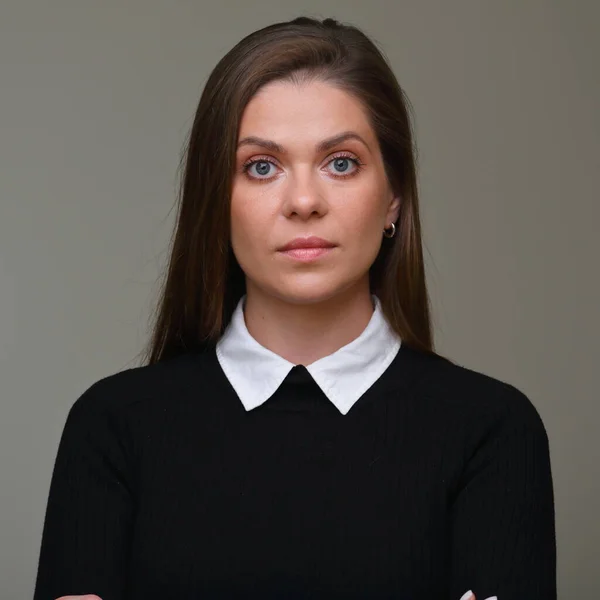 Sträng Lärare Kvinna Svart Kostym Isolerad Kvinnlig Porträtt — Stockfoto