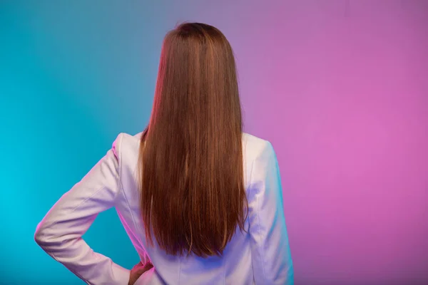 Woman Long Hair Standing Back Hands Hip Portrait Neon Lights — Stock Photo, Image