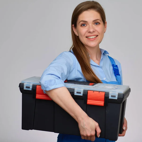 Una Lavoratrice Sorridente Con Mano Una Grossa Cassetta Degli Attrezzi — Foto Stock