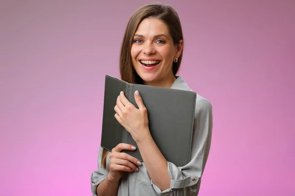 Insegnante Sorridente Donna Camicia Tenuta Libro Ritratto Isolato Rosa — Foto Stock