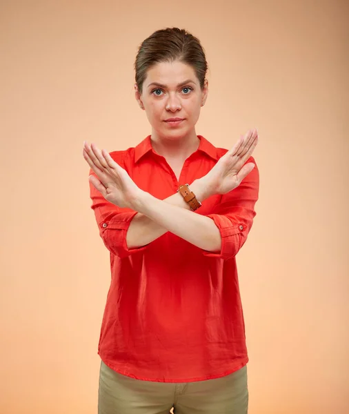 Retrato Aislado Mujer Mostrando Símbolo Stop —  Fotos de Stock