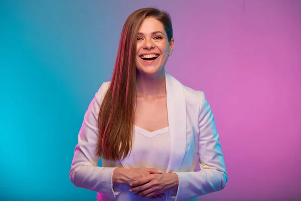 Neon Renkli Arka Planda Izole Edilmiş Beyaz Takım Giyen Mutlu — Stok fotoğraf