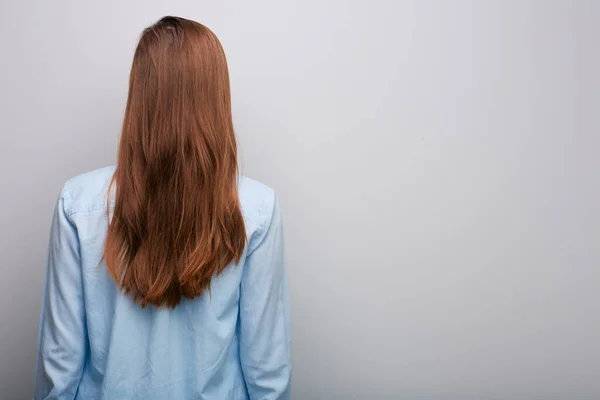 Woman Back Long Hair Isolated Gray Background — Stock Photo, Image