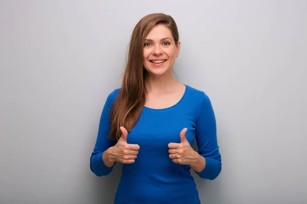 Mujer Retrato Aislado Con Pulgares Hacia Arriba Sonriente Feliz Chica — Foto de Stock