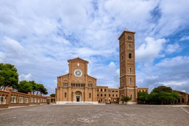 Santa Teresa del Bambin Gesu'. Anzio, İtalya