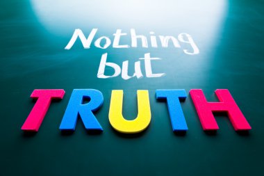 hiçbir şey ama truth