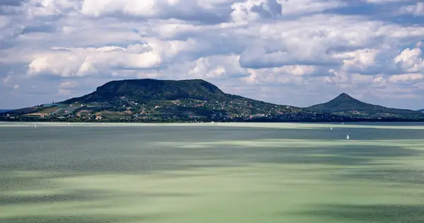在匈牙利巴拉顿湖全景山水 — 图库照片