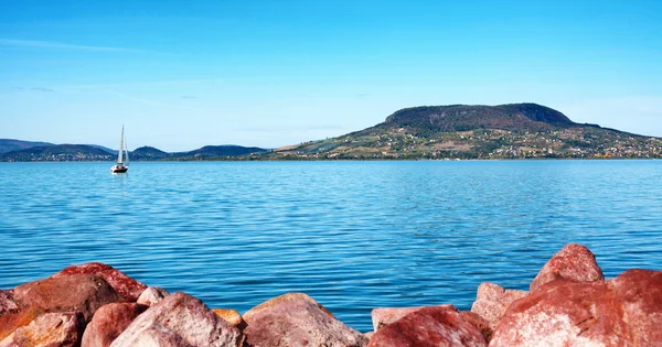 Подання до Badacsony на озері Балатон, Угорщина Стокове Зображення