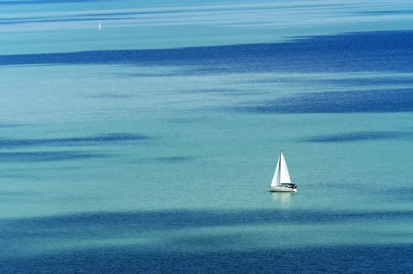 バラトン湖に、ハンガリーの帆船 — ストック写真