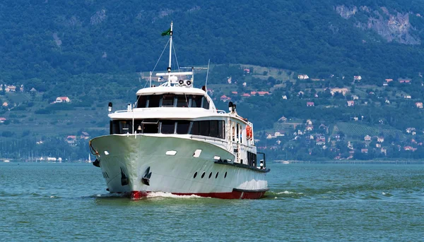 Passenger ship on Lake Balaton, Hungary — Stock Photo, Image