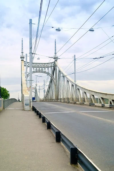 Vecchio ponte. Città di Tver — Foto Stock