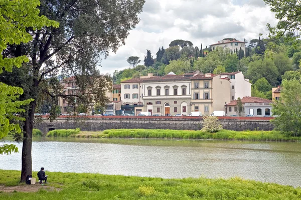 Costa los ríos Arno — Foto de Stock