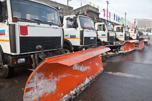 Técnica municipal de remoção de neve — Fotografia de Stock