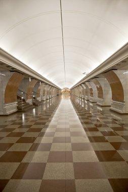 Metro istasyonu.