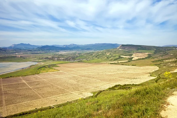 Utsikt från ett berg uzun-syrt — Stockfoto