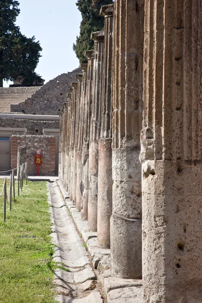 Pompeya, columnata —  Fotos de Stock