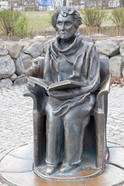 Yazar Anıtı