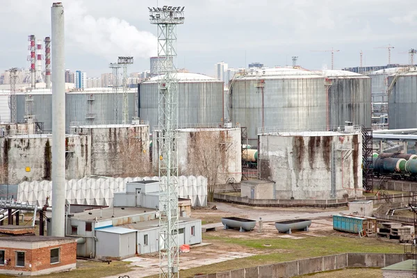 Oil storage tank — Stock Photo, Image