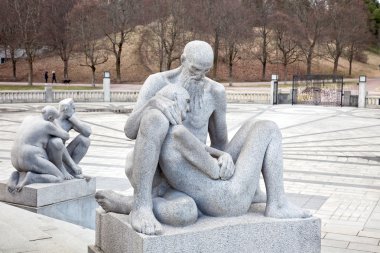 şık park heykeller