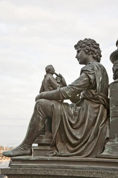 Year 1876. Monument to the German sculptor Ernst Rietschel.Pede — Stock Photo, Image