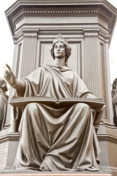 Ano 1876. Pedestal do monumento ao rei Frederico Augusto I — Fotografia de Stock