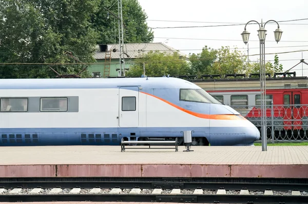 Comboio ferroviário eléctrico de alta velocidade — Fotografia de Stock