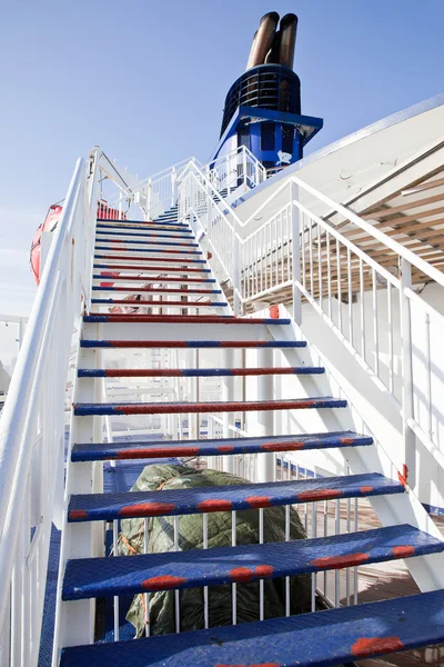 Sur le pont d'un bateau de croisière — Photo