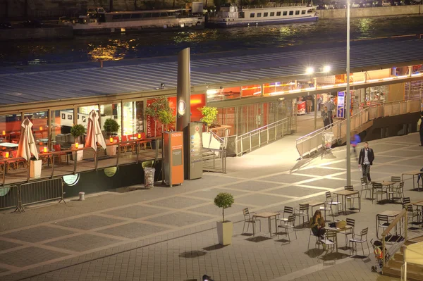 Embankment do rio Sena. Boa noite. HDR — Fotografia de Stock